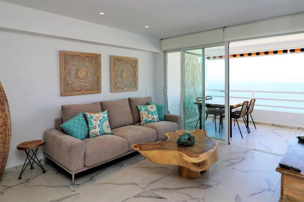 Luxurious 2-Bedroom Apt With Stunning Views, 1St Line On Levante Beach, Benidorm Eksteriør billede